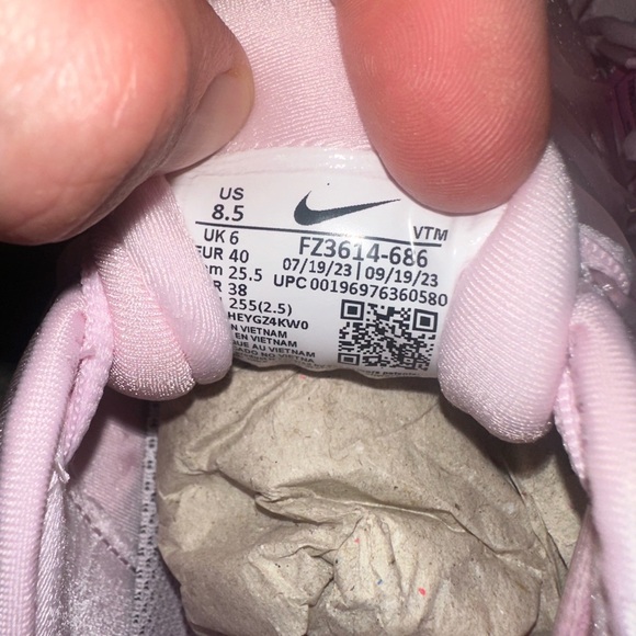 Nike Air VaporMax Plus Pink Foam FZ3614-686 - Picture 5 of 5